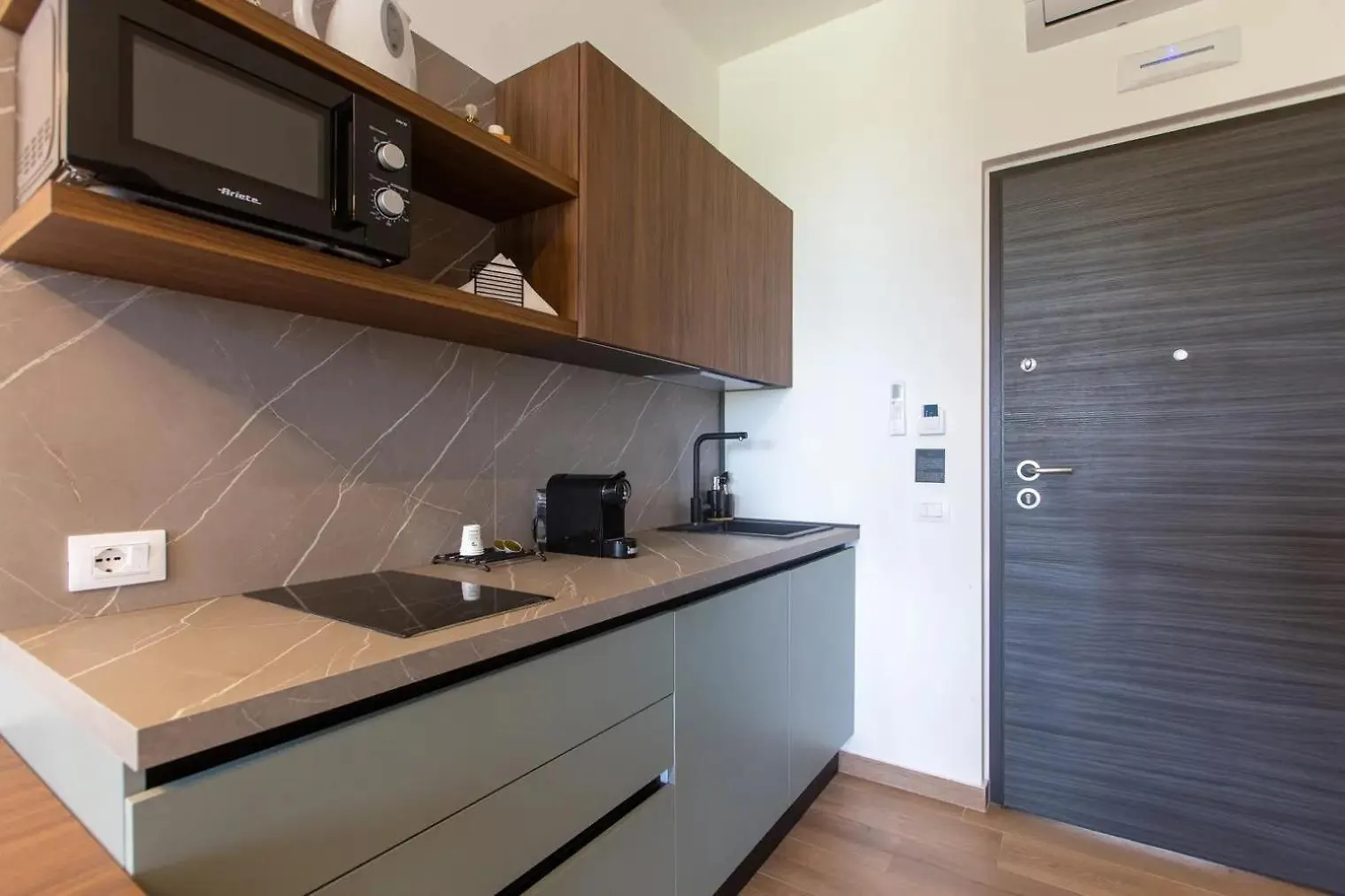 Aparthotel La Brisa Capo dʼOrlando